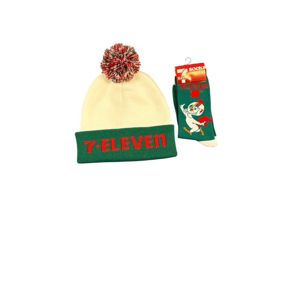 7-Eleven Beanie and Socks Set Green Cream Red Logo Pom Pom Hat New with Tags
